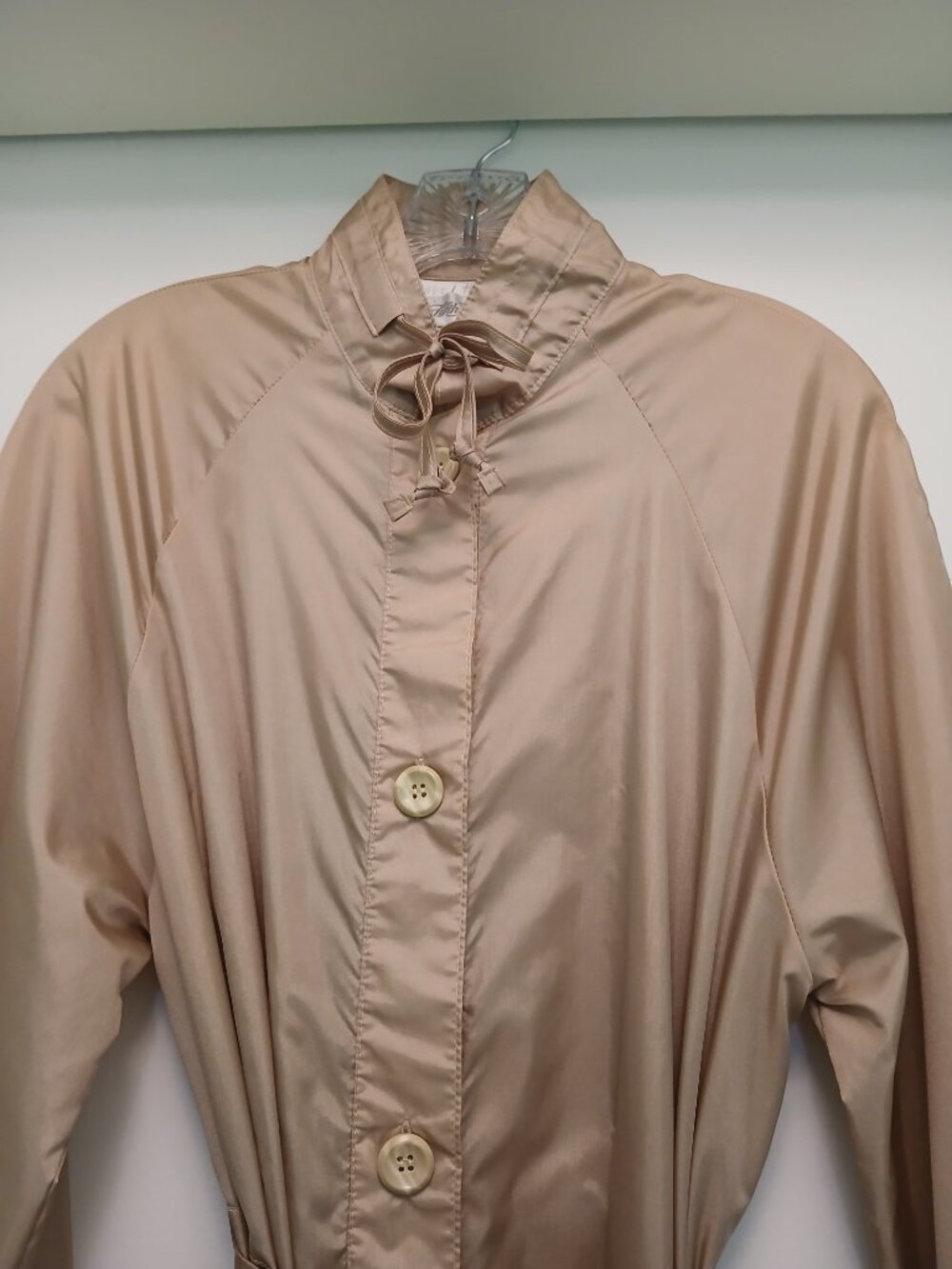 Vintage 60s Saks Fifth Avenue Aqua Sheen Tan/Gold Belted Raincoat Trench Sz M - Picture 3 of 15